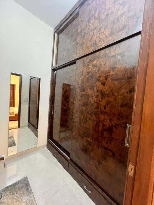 5Bhk Home Away From Home At Ranjit Avenue Amritsar Buitenkant foto
