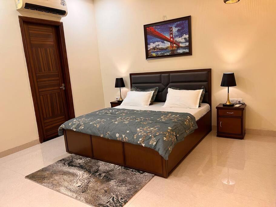 5Bhk Home Away From Home At Ranjit Avenue Amritsar Buitenkant foto